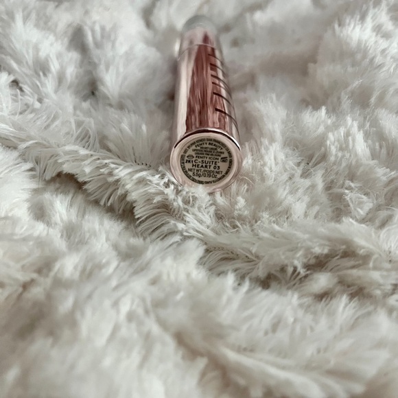 NEW Fenty Beauty Fenty Icon Velvet Matte C-Suite'Heart Liquid Lipstick - Picture 4 of 12